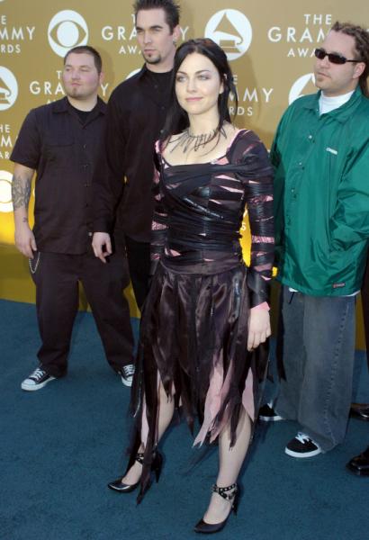 amylee toute séduisante